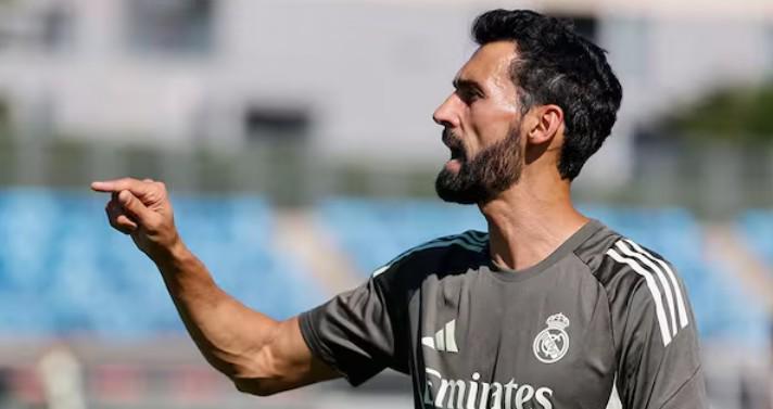 World Cup官方-阿韦洛亚2019年采访：维尼修斯让我充满期待；努力向穆帅看齐